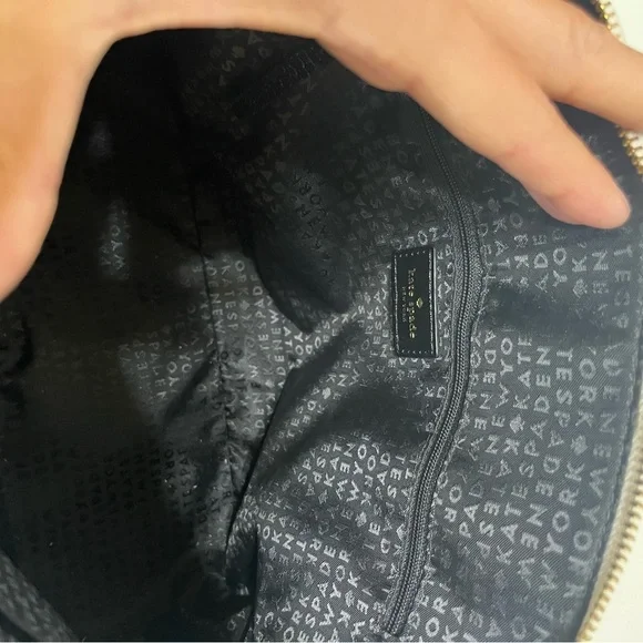 Kate spade Wellesley grove street black and white leather shoulder bag. - Picture 3 of 6